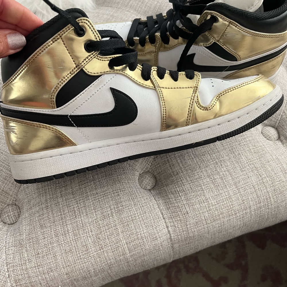 New Nike Jordan 1
